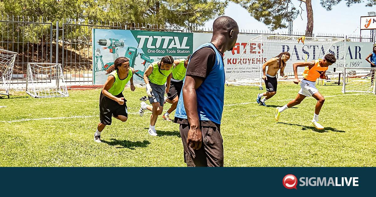 &Tau;/&kappa; &Mu;&Mu;&Epsilon;: &Pi;&alpha;ί&kappa;&tau;&epsilon;&sigmaf; &sigma;&upsilon;&nu;&delta;&epsilon;&delta;&epsilon;&mu;έ&nu;&omicron;&iota; &mu;&epsilon; &alpha;&gamma;&gamma;&lambda;&iota;&kappa;&omicron;ύ&sigmaf; &sigma;&upsilon;&lambda;&lambda;ό&gamma;&omicron;&upsilon;&sigmaf; &sigma;&tau;&alpha; &kappa;&alpha;&tau;&epsilon;&chi;ό&mu;&epsilon;&nu;&alpha;