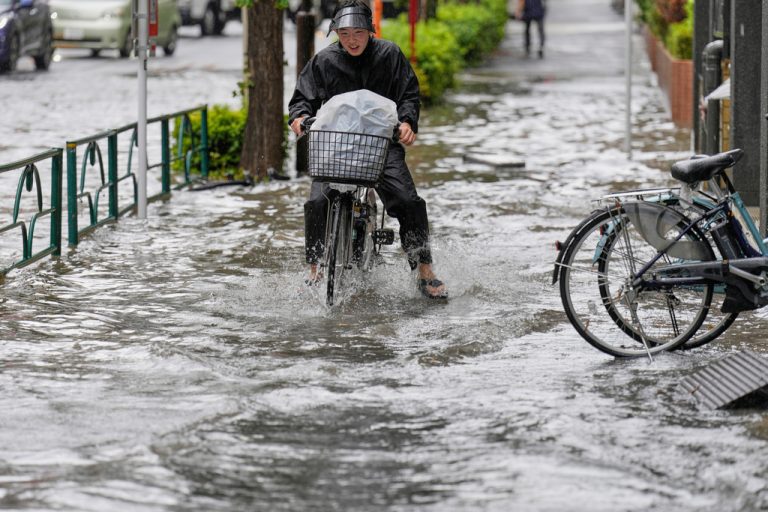 &Nu;&alpha;&gamma;&kappa;&alpha;&sigma;ά&kappa;&iota;: &Epsilon;&sigma;&pi;&epsilon;&upsilon;&sigma;&mu;έ&nu;&eta; &alpha;&pi;&omicron;&mu;ά&kappa;&rho;&upsilon;&nu;&sigma;&eta; 380.000 &kappa;&alpha;&tau;&omicron;ί&kappa;&omega;&nu; &lambda;ό&gamma;&omega; &kappa;&iota;&nu;&delta;ύ&nu;&omicron;&upsilon; &kappa;&alpha;&tau;&omicron;&lambda;&iota;&sigma;&theta;ή&sigma;&epsilon;&omega;&nu;