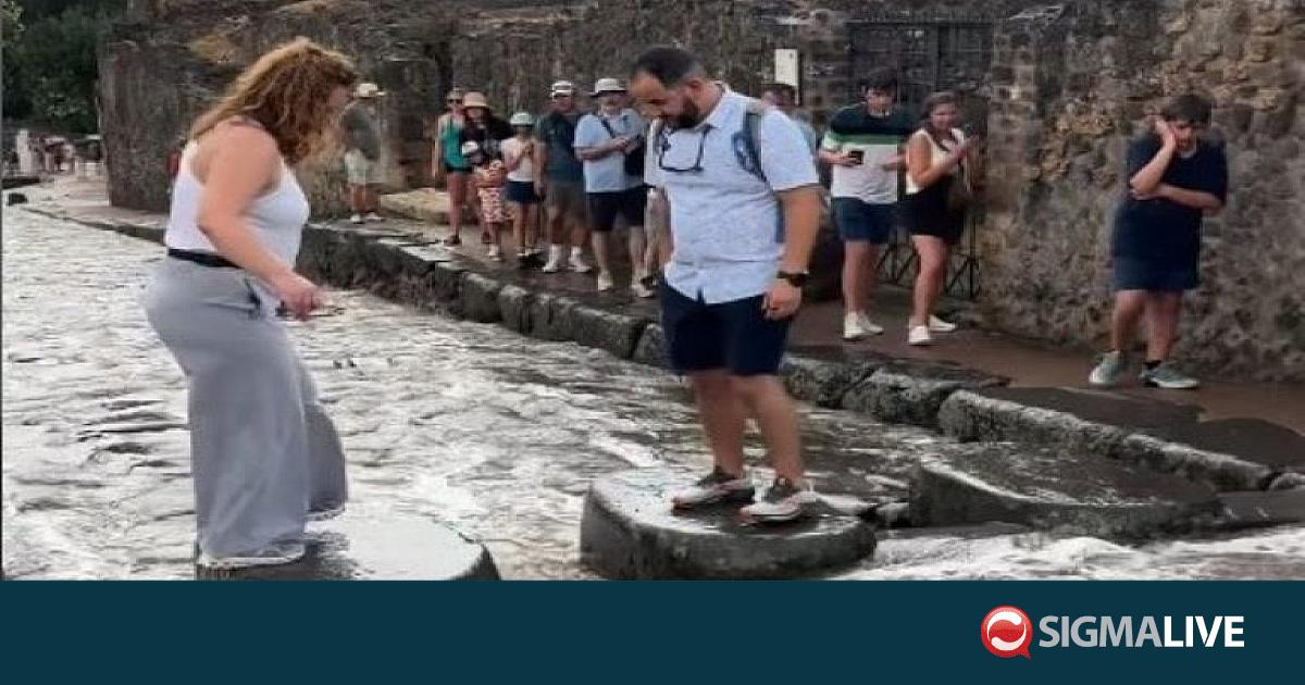 &Pi;&omicron;&mu;&pi;&eta;ί&alpha;: Bί&nu;&tau;&epsilon;&omicron; &alpha;&pi;&omicron;&kappa;&alpha;&lambda;ύ&pi;&tau;&epsilon;&iota; &tau;&omicron; &mu;&upsilon;&sigma;&tau;&iota;&kappa;ό &tau;&omega;&nu; &alpha;&rho;&chi;&alpha;ί&omega;&nu; &rho;&omega;&mu;&alpha;ϊ&kappa;ώ&nu; &delta;&rho;ό&mu;&omega;&nu;