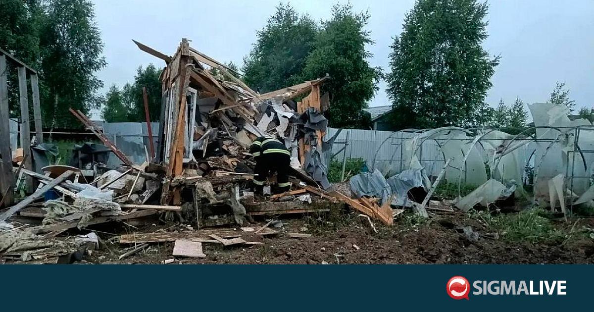 &Tau;&rho;&epsilon;&iota;&sigmaf; &nu;&epsilon;&kappa;&rho;&omicron;ί &sigma;&tau;&eta; &Rho;&omega;&sigma;ί&alpha; &kappa;&alpha;&iota; &tau;&eta;&nu; &Kappa;&rho;&iota;&mu;&alpha;ί&alpha; &alpha;&pi;ό &omicron;&upsilon;&kappa;&rho;&alpha;&nu;&iota;&kappa;έ&sigmaf; &epsilon;&pi;&iota;&theta;έ&sigma;&epsilon;&iota;&sigmaf;