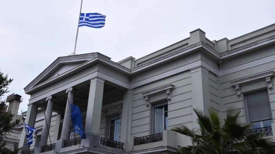 &Upsilon;&Pi;&Epsilon;&Xi; &Epsilon;&lambda;&lambda;ά&delta;&alpha;&sigmaf;: &Epsilon;&xi;έ&phi;&rho;&alpha;&sigma;&epsilon; &alpha;&lambda;&lambda;&eta;&lambda;&epsilon;&gamma;&gamma;ύ&eta; &sigma;&epsilon; &Beta;&epsilon;&nu;&epsilon;&zeta;&omicron;&upsilon;έ&lambda;&alpha; &gamma;&iota;&alpha; &tau;&omicron;&upsilon;&sigmaf; &phi;&omicron;&nu;&iota;&kappa;&omicron;ύ&sigmaf; &sigma;&epsilon;&iota;&sigma;&mu;&omicron;ύ&sigmaf;