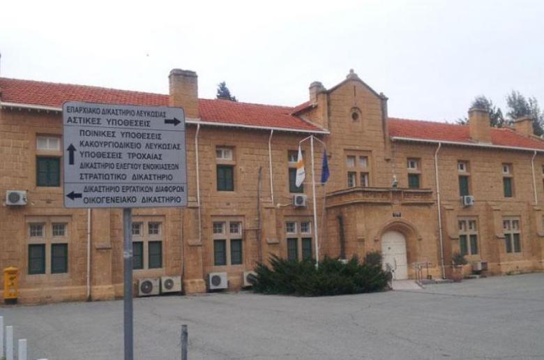 &Upsilon;&pi;ό&theta;&epsilon;&sigma;&eta; &Sigma;&tau;&upsilon;&lambda;&iota;&alpha;&nu;&omicron;ύ: &laquo;&Pi;&rho;ά&sigma;&iota;&nu;&omicron; &phi;&omega;&sigmaf;&raquo; &gamma;&iota;&alpha; &epsilon;&xi; &alpha;&kappa;&omicron;ή&sigmaf; &mu;&alpha;&rho;&tau;&upsilon;&rho;ί&alpha; &tau;&eta;&nu; &Tau;&rho;ί&tau;&eta; &alpha;&pi;ό &nu;&eta;&pi;&iota;&alpha;&gamma;&omega;&gamma;ό