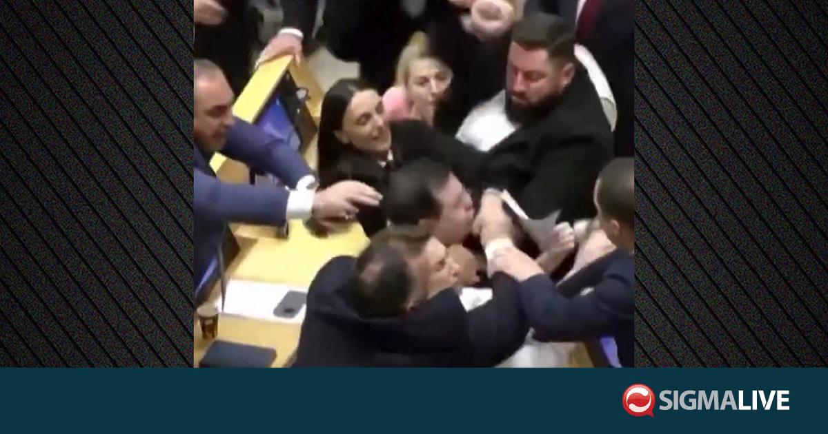 &Gamma;&epsilon;&omega;&rho;&gamma;ί&alpha;: &Sigma;&epsilon; &rho;&iota;&nu;&gamma;&kappa; &mu;&epsilon;&tau;&alpha;&tau;&rho;ά&pi;&eta;&kappa;&epsilon; &eta; &Beta;&omicron;&upsilon;&lambda;ή-&Pi;&iota;ά&sigma;&tau;&eta;&kappa;&alpha;&nu; &sigma;&tau;&alpha; &chi;έ&rho;&iota;&alpha; &Beta;&omicron;&upsilon;&lambda;&epsilon;&upsilon;&tau;έ&sigmaf; (vid)