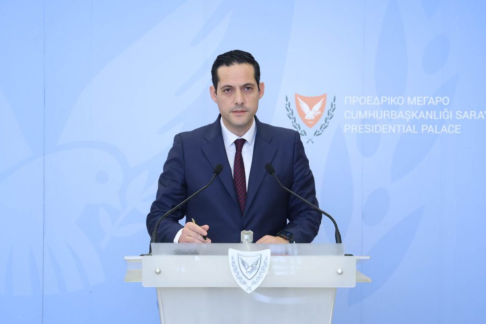 &Kappa;&Epsilon; &gamma;&iota;&alpha; &laquo;&Kappa;&rho;ά&tau;&omicron;&sigmaf; &Mu;&alpha;&phi;ί&alpha;&raquo;:&Sigma;&tau;ό&chi;&omicron;&sigmaf; &eta; &alpha;&nu;&alpha;&kappa;&omicron;ί&nu;&omega;&sigma;&eta; &delta;&iota;&omicron;&rho;&iota;&sigma;&mu;&omicron;ύ &alpha;&nu;&alpha;&kappa;&rho;&iota;&tau;ώ&nu; &laquo;&tau;&omicron; &sigma;&upsilon;&nu;&tau;&omicron;&mu;ό&tau;&epsilon;&rho;&omicron;&raquo;