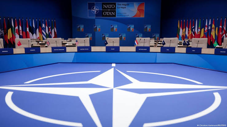 &Eta; &Sigma;ύ&nu;&omicron;&delta;&omicron;&sigmaf; &Kappa;&omicron;&rho;&upsilon;&phi;ή&sigmaf; &Nu;&Alpha;&Tau;&Omicron; &sigma;&tau;&omicron; &epsilon;&pi;ί&kappa;&epsilon;&nu;&tau;&rho;&omicron; &sigma;&upsilon;&nu;&epsilon;&delta;&rho;ί&alpha;&sigmaf; &tau;&omicron;&upsilon;&rho;&kappa;&iota;&kappa;&omicron;ύ &Upsilon;&pi;. &Sigma;&upsilon;&mu;&beta;&omicron;&upsilon;&lambda;ί&omicron;&upsilon;