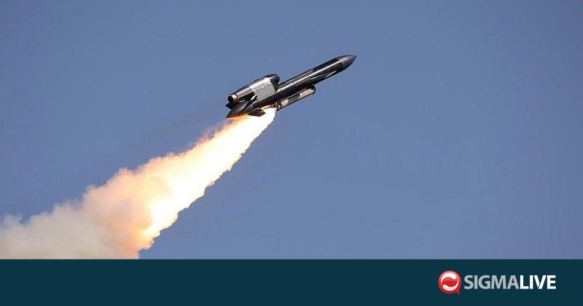 H &sigma;&tau;&iota;&gamma;&mu;ή &pi;&omicron;&upsilon; &Omicron;&upsilon;&kappa;&rho;&alpha;&nu;&iota;&kappa;&omicron;ί &pi;ύ&rho;&alpha;&upsilon;&lambda;&omicron;&iota; Flamingo &chi;&tau;&upsilon;&pi;&omicron;ύ&nu; &kappa;&rho;ί&sigma;&iota;&mu;&omicron; &rho;&omega;&sigma;&iota;&kappa;ό &epsilon;&rho;&gamma;&omicron;&sigma;&tau;ά&sigma;&iota;&omicron;