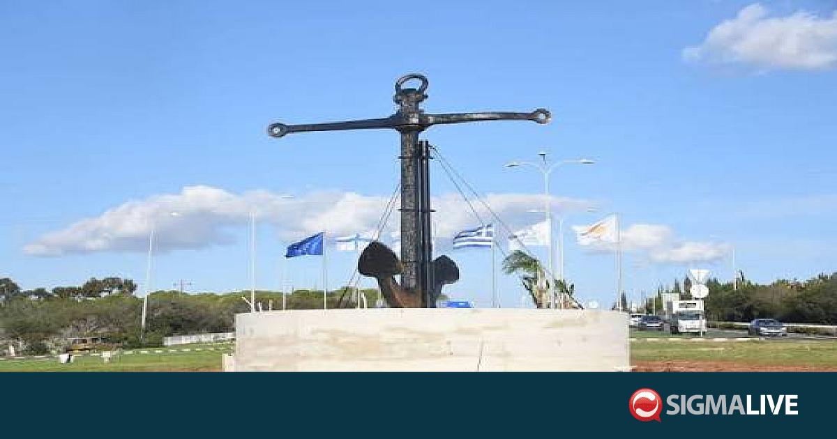 &Tau;&rho;&omicron;&chi;&alpha;ί&omicron; &alpha;&tau;ύ&chi;&eta;&mu;&alpha; &mu;&epsilon; &delta;ύ&omicron; &omicron;&chi;ή&mu;&alpha;&tau;&alpha; &kappa;&alpha;&iota; &lambda;&epsilon;&omega;&phi;&omicron;&rho;&epsilon;ί&omicron; &sigma;&tau;&eta;&nu; &Alpha;&gamma;ί&alpha; &Nu;ά&pi;&alpha;