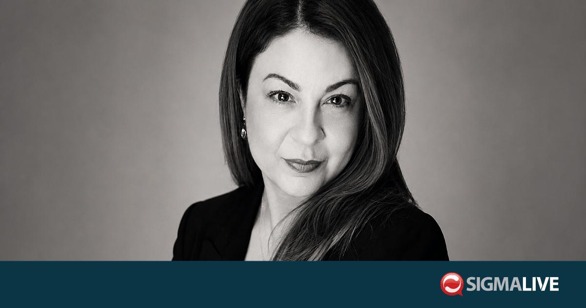 &Tau;&omicron; &gamma;&upsilon;ά&lambda;&iota;&nu;&omicron; &tau;&alpha;&beta;ά&nu;&iota; &sigma;&tau;&eta; &delta;&iota;&pi;&lambda;&omega;&mu;&alpha;&tau;ί&alpha; &tau;&eta;&sigmaf; &Kappa;ύ&pi;&rho;&omicron;&upsilon;: &Eta; &nu;έ&alpha; &gamma;&epsilon;&nu;&iota;ά &gamma;&upsilon;&nu;&alpha;&iota;&kappa;ώ&nu;