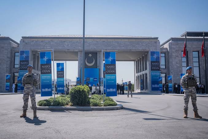 Ά&gamma;&kappa;&upsilon;&rho;&alpha;: &Epsilon;&pi;έ&mu;&beta;&alpha;&sigma;&eta; &alpha;&sigma;&tau;&upsilon;&nu;&omicron;&mu;ί&alpha;&sigmaf; &sigma;&epsilon; &delta;&iota;&alpha;&delta;ή&lambda;&omega;&sigma;&eta; &kappa;&alpha;&tau;ά &Nu;&Alpha;&Tau;&Omicron; &pi;&rho;&iota;&nu; &tau;&eta; &Sigma;ύ&nu;&omicron;&delta;&omicron; &Kappa;&omicron;&rho;&upsilon;&phi;ή&sigmaf;