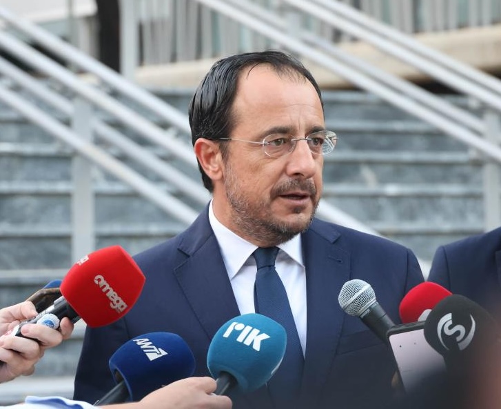 &Pi;&tau;&Delta;: &Sigma;&epsilon; &alpha;&nu;&omicron;&iota;&chi;&tau;ή &gamma;&rho;&alpha;&mu;&mu;ή &mu;&epsilon; &phi;&omicron;&nu; &nu;&tau;&epsilon;&rho; &Lambda;ά&iota;&epsilon;&nu; &gamma;&iota;&alpha; &Kappa;&upsilon;&pi;&rho;&iota;&alpha;&kappa;ό&ndash;&Kappa;&rho;ί&sigma;&iota;&mu;&epsilon;&sigmaf; &epsilon;&pi;&alpha;&phi;έ&sigmaf; &sigma;&tau;&omicron; &Nu;&Alpha;&Tau;&Omicron;
