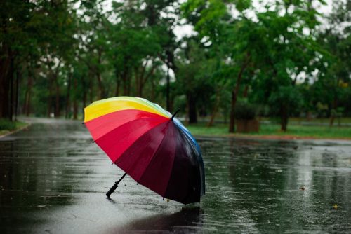 Βροχερό σκηνικό σε διάφορες περιοχές της Κύπρου
