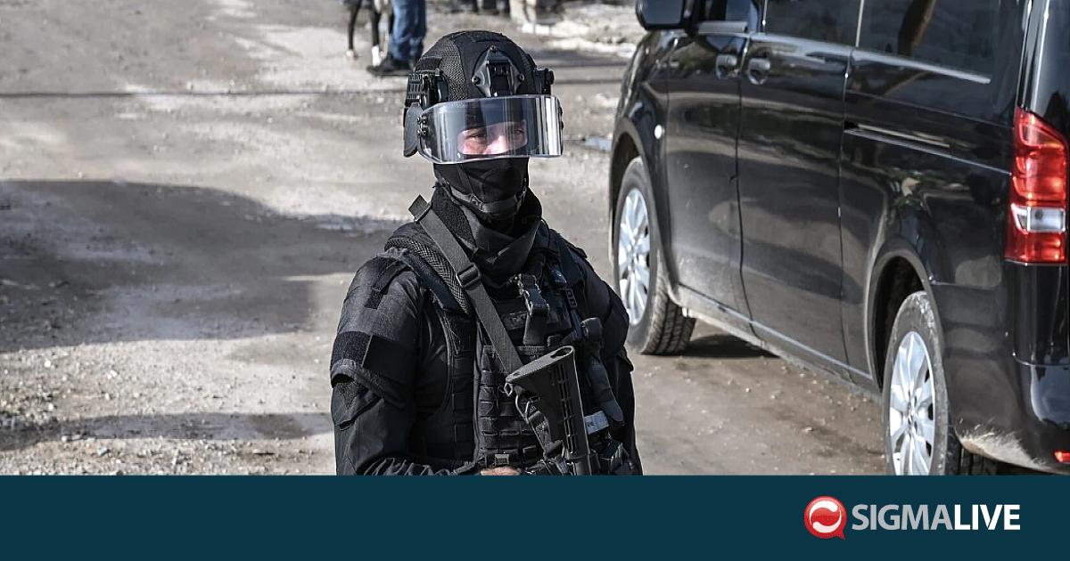 &Sigma;&upsilon;&nu;&epsilon;&lambda;ή&phi;&theta;&eta; &sigma;&tau;&omicron; &Nu;&tau;&omicron;&upsilon;&mu;&pi;ά&iota; &omicron; &delta;&iota;&alpha;&beta;ό&eta;&tau;&omicron;&sigmaf; &laquo;Έ&nu;&tau;&iota;&kappa;&raquo; &tau;&eta;&sigmaf; &Mu;&alpha;&phi;ί&alpha;&sigmaf; &tau;&omega;&nu; &Rho;&omega;&sigma;&omicron;&omicron;&upsilon;&kappa;&rho;&alpha;&nu;ώ&nu;