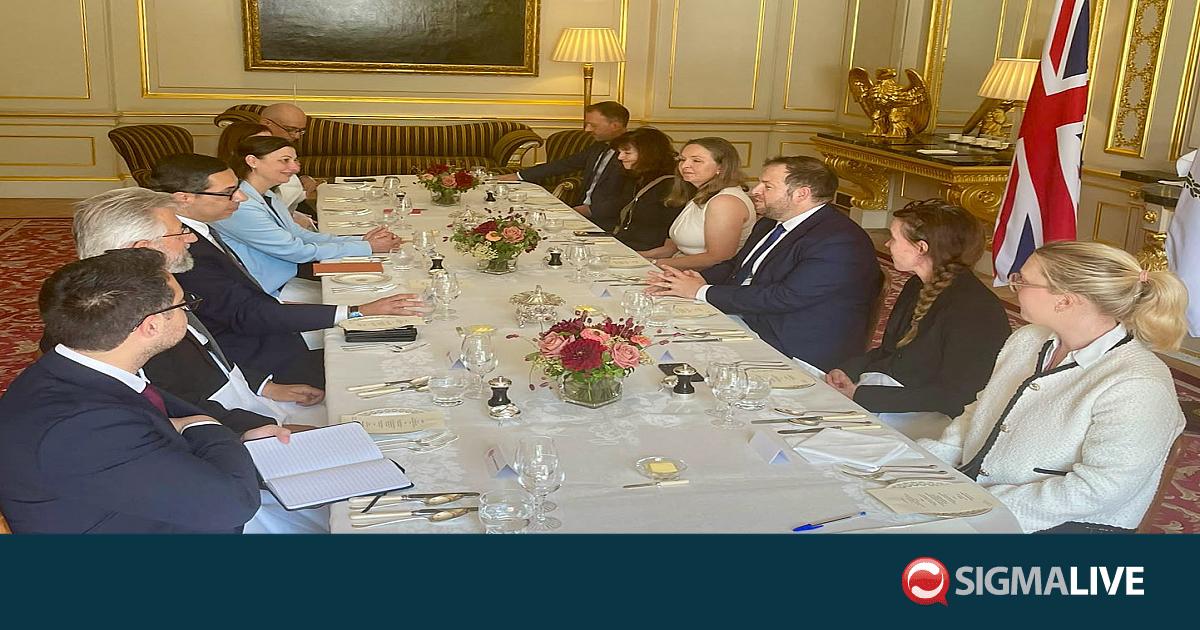 &Alpha;&nu;&alpha;&beta;ά&theta;&mu;&iota;&sigma;&eta; &sigma;&tau;&rho;&alpha;&tau;&eta;&gamma;&iota;&kappa;&omicron;ύ &delta;&iota;&alpha;&lambda;ό&gamma;&omicron;&upsilon; &Kappa;ύ&pi;&rho;&omicron;&upsilon;-&Eta;&Beta; &sigma;&tau;&eta;&nu; &epsilon;&pi;ί&sigma;&kappa;&epsilon;&psi;&eta; &Kappa;ό&mu;&pi;&omicron;&upsilon;
