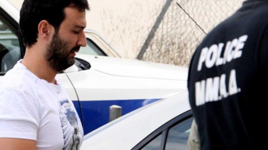 Δίκη Ζαβράντωνα: Τα «πάρτι με αμπελοπούλια» και τα γενέθλια με σαμπάνια