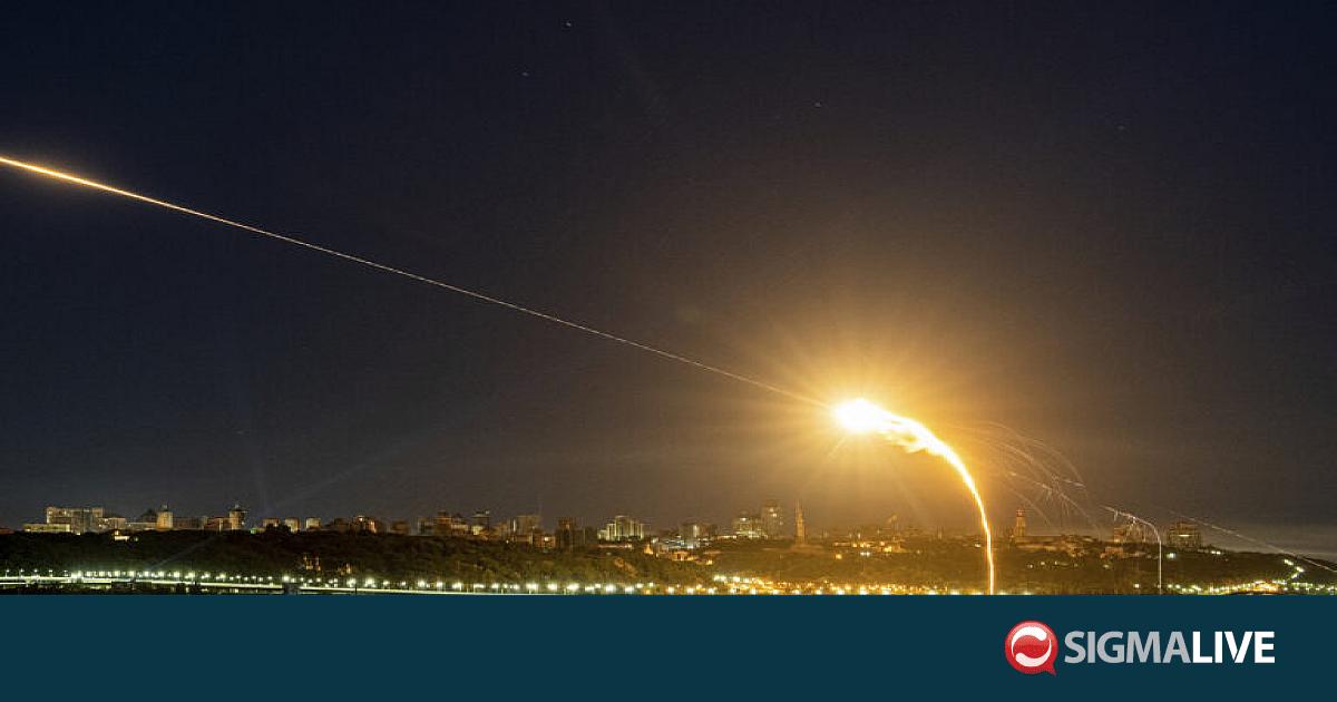 &Kappa;ί&epsilon;&beta;&omicron;: &laquo;&Eta; &Rho;&omega;&sigma;ί&alpha; &mu;&alpha;&sigmaf; &epsilon;&kappa;&tau;ό&xi;&epsilon;&upsilon;&sigma;&epsilon; &tau;&omicron;&nu; &mu;&epsilon;&gamma;&alpha;&lambda;ύ&tau;&epsilon;&rho;&omicron; &alpha;&rho;&iota;&theta;&mu;ό &beta;&alpha;&lambda;&lambda;&iota;&sigma;&tau;&iota;&kappa;ώ&nu; &pi;&upsilon;&rho;&alpha;ύ&lambda;&omega;&nu;&raquo;