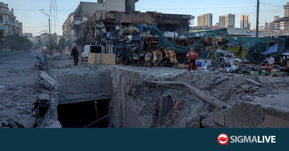 &Eta; &mu;&epsilon;&gamma;&alpha;&lambda;ύ&tau;&epsilon;&rho;&eta; &epsilon;&pi;ί&theta;&epsilon;&sigma;&eta; &Rho;&omega;&sigma;ί&alpha;&sigmaf; &alpha;&pi;ό &tau;&eta;&nu; &alpha;&rho;&chi;ή &tau;&omicron;&upsilon; &pi;&omicron;&lambda;έ&mu;&omicron;&upsilon;-40 &pi;ύ&rho;&alpha;&upsilon;&lambda;&omicron;&iota;, 120 drones