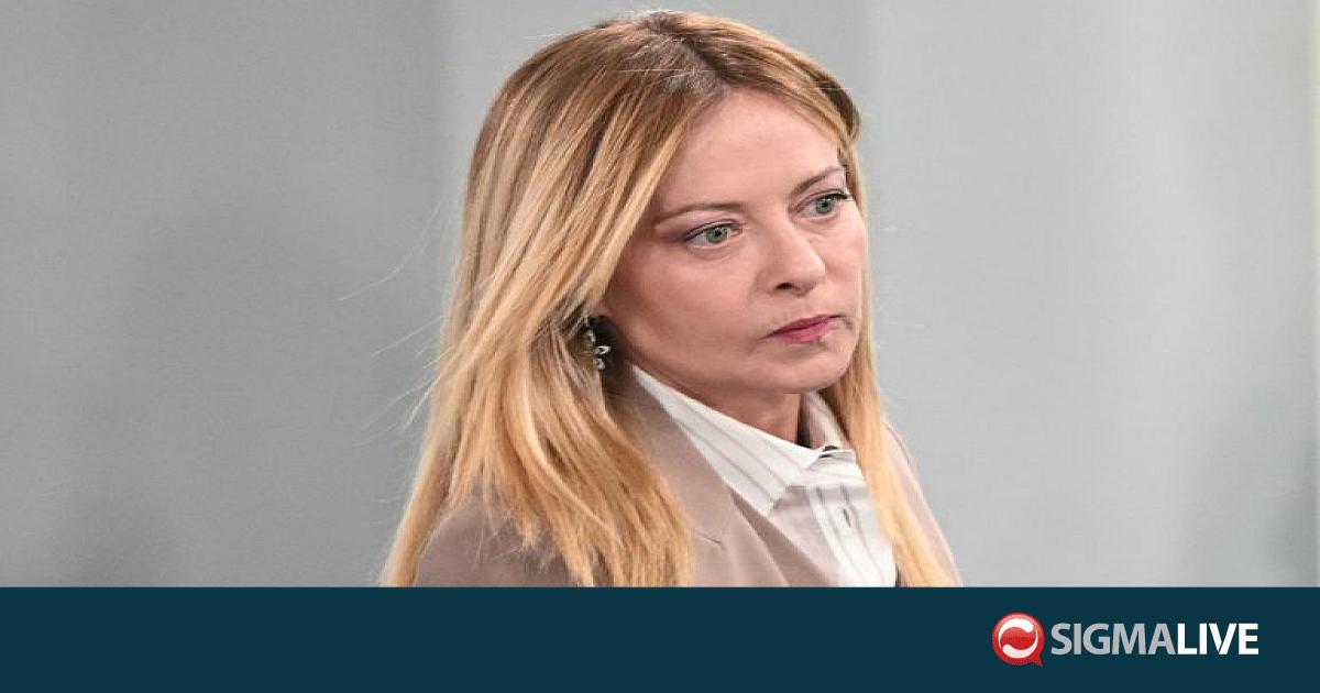 &Mu;&epsilon;&lambda;ό&nu;&iota; &gamma;&iota;&alpha; &Mu;&pi;&omicron;&lambda;ό&nu;&iota;&alpha;: &laquo;&Tau;ί&pi;&omicron;&tau;&alpha; &delta;&epsilon;&nu; &delta;&iota;&kappa;&alpha;&iota;&omicron;&lambda;&omicron;&gamma;&epsilon;ί &tau;&eta;&nu; &beta;ί&alpha; &kappa;&alpha;&tau;ά &tau;&eta;&sigmaf; &alpha;&sigma;&tau;&upsilon;&nu;&omicron;&mu;ί&alpha;&sigmaf;&raquo;