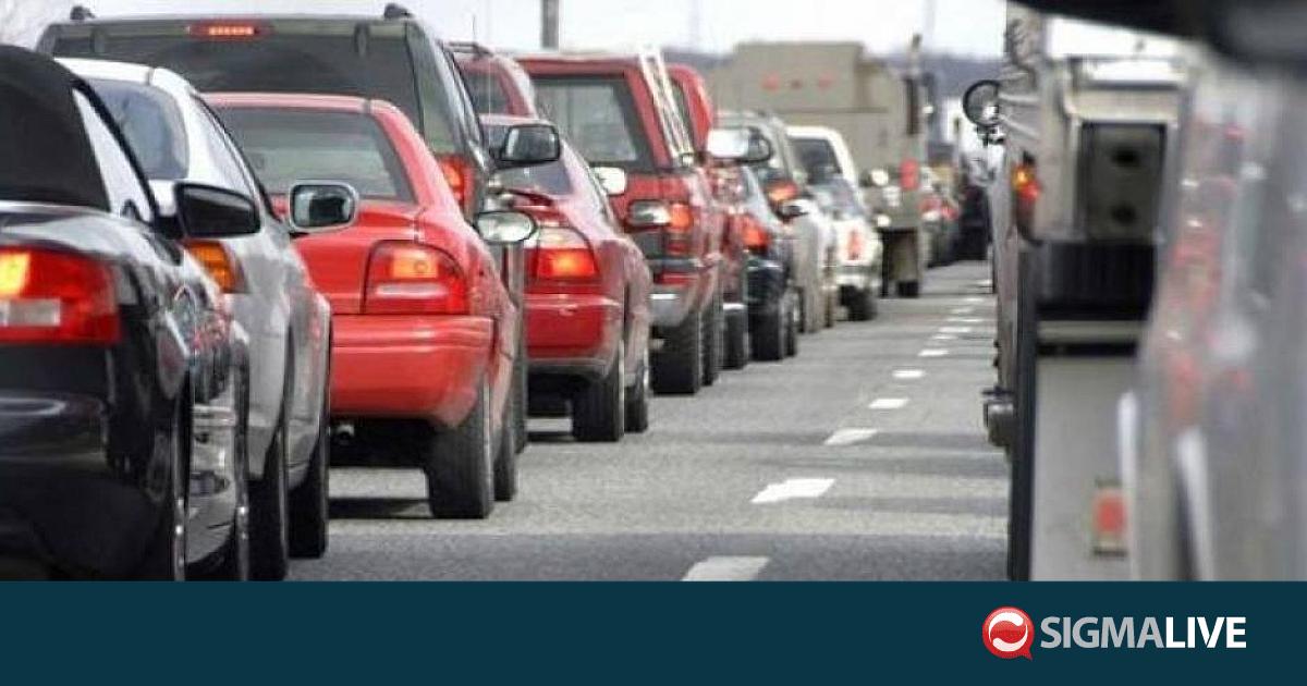 &Kappa;&omicron;&mu;&iota;&sigma;&iota;ό&nu;: &Pi;&epsilon;&rho;&iota;&sigma;&sigma;ό&tau;&epsilon;&rho;&alpha; &alpha;&upsilon;&tau;&omicron;&kappa;ί&nu;&eta;&tau;&alpha; &kappa;&alpha;&iota; &mu;&epsilon;&gamma;&alpha;&lambda;ύ&tau;&epsilon;&rho;&eta; &kappa;ί&nu;&eta;&sigma;&eta; &sigma;&epsilon; &delta;&rho;ό&mu;&omicron;&upsilon;&sigmaf; &tau;&eta;&sigmaf; &Kappa;ύ&pi;&rho;&omicron;&upsilon;
