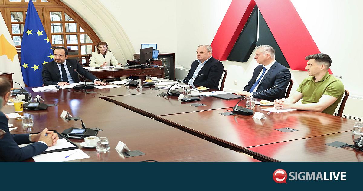 &Sigma;&upsilon;&nu;&epsilon;&delta;&rho;&iota;ά&zeta;&epsilon;&iota; &tau;&omicron; &Epsilon;&theta;&nu;&iota;&kappa;ό &Sigma;&upsilon;&mu;&beta;&omicron;ύ&lambda;&iota;&omicron; &epsilon;&nu;ό&psi;&epsilon;&iota; &epsilon;&pi;ί&sigma;&kappa;&epsilon;&psi;&eta;&sigmaf; &Gamma;&kappa;&omicron;&upsilon;&tau;έ&rho;&epsilon;&sigmaf;