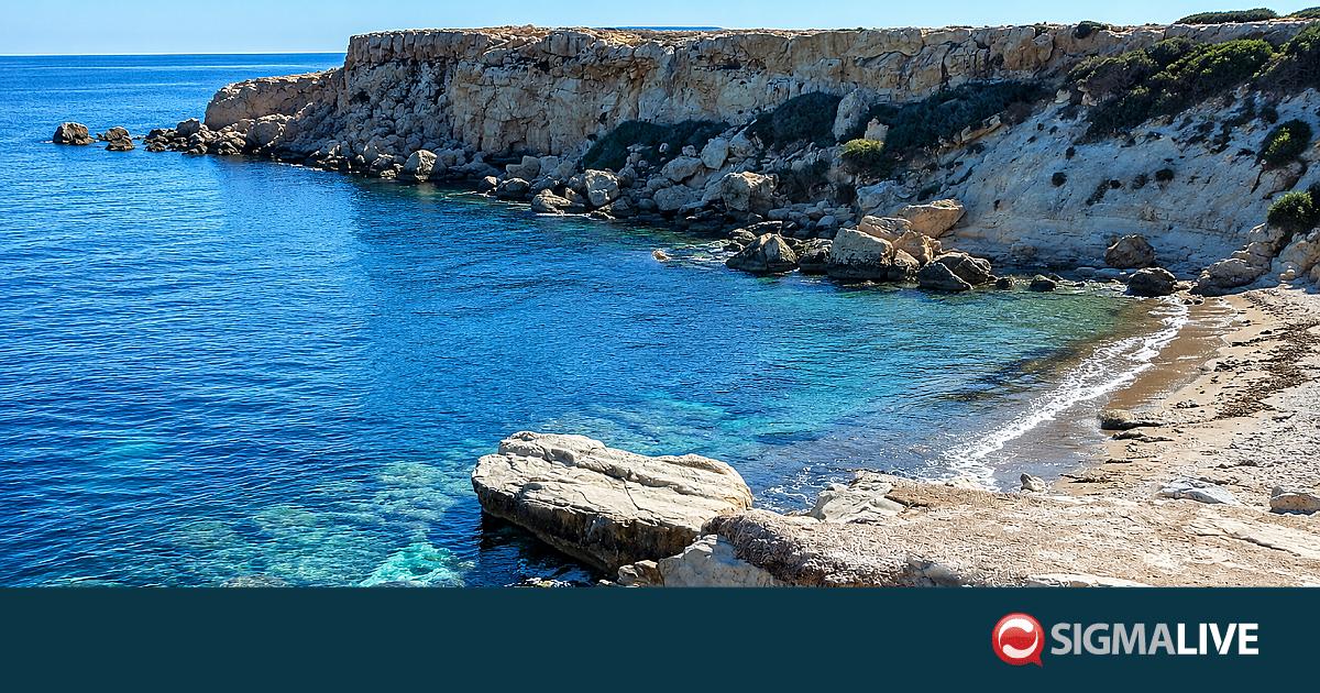 &Alpha;&nu;&tau;&iota;&delta;ή&mu;&alpha;&rho;&chi;&omicron;&sigmaf; Ί&nu;&epsilon;&iota;&alpha;&sigmaf;: &laquo;Ά&nu;&theta;&rho;&omega;&pi;&omicron;&sigmaf; &kappa;&alpha;&iota; &chi;&epsilon;&lambda;ώ&nu;&epsilon;&sigmaf; &pi;&rho;έ&pi;&epsilon;&iota; &nu;&alpha; &sigma;&upsilon;&nu;&upsilon;&pi;ά&rho;&xi;&omicron;&upsilon;&nu;&raquo;(&Phi;&Omega;&Tau;&Omicron;)