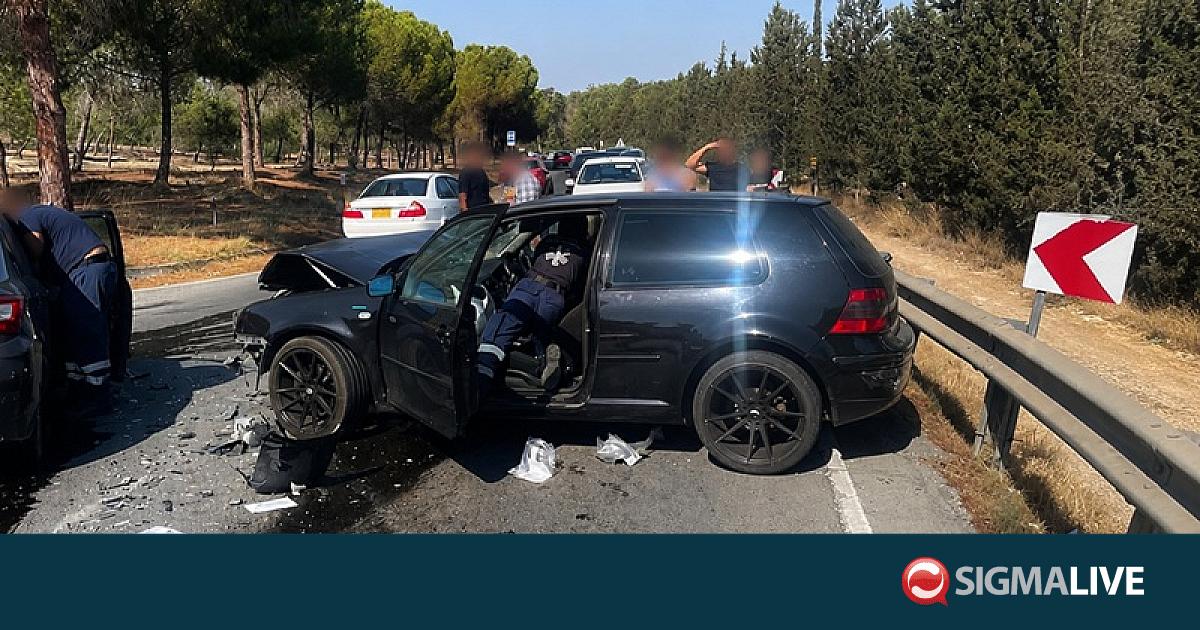 &Sigma;&omicron;&beta;&alpha;&rho;ό &tau;&rho;&omicron;&chi;&alpha;ί&omicron; &sigma;&tau;&eta; &lambda;&epsilon;&omega;&phi;ό&rho;&omicron; &Alpha;&theta;&alpha;&lambda;ά&sigma;&sigma;&alpha;&sigmaf;