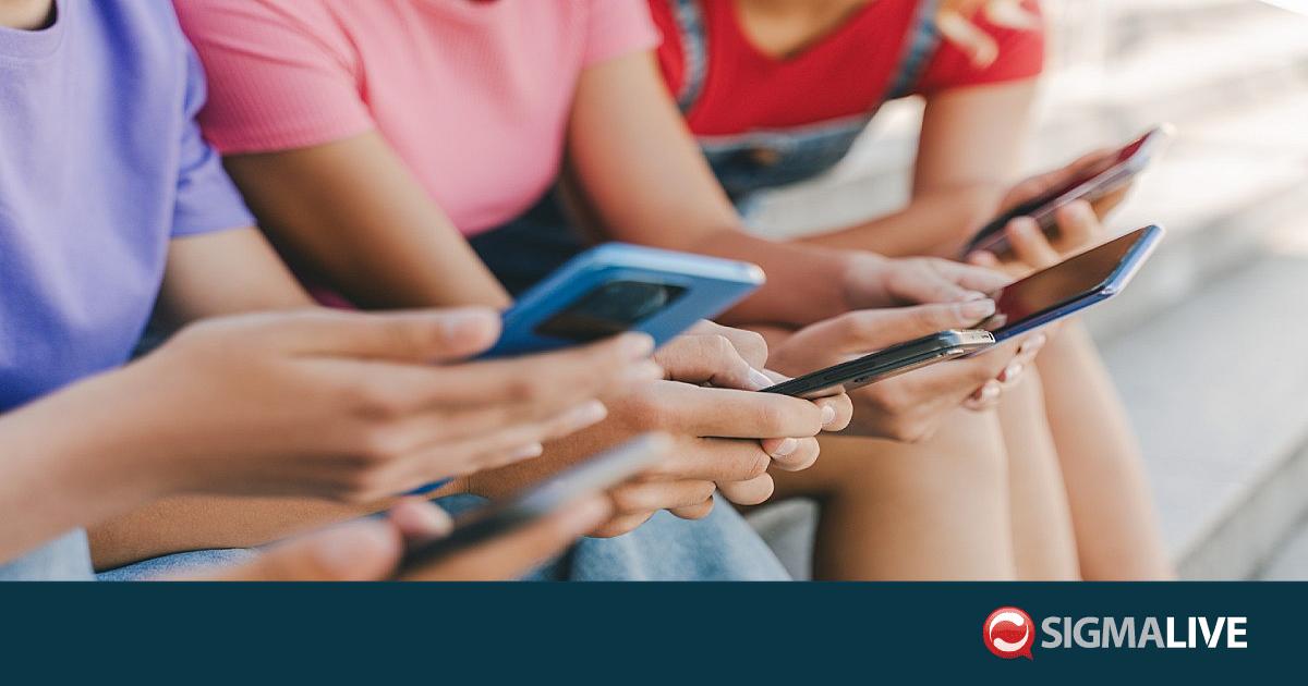 &Alpha;&upsilon;&sigma;&tau;&rho;&alpha;&lambda;ί&alpha;:8 &sigma;&tau;&omicron;&upsilon;&sigmaf; 10 &epsilon;&phi;ή&beta;&omicron;&upsilon;&sigmaf; &chi;&rho;&eta;&sigma;&iota;&mu;&omicron;&pi;&omicron;&iota;&omicron;ύ&nu; &tau;&alpha; Social Media &pi;&alpha;&rho;ά &tau;&eta;&nu; &alpha;&pi;&alpha;&gamma;ό&rho;&epsilon;&upsilon;&sigma;&eta;