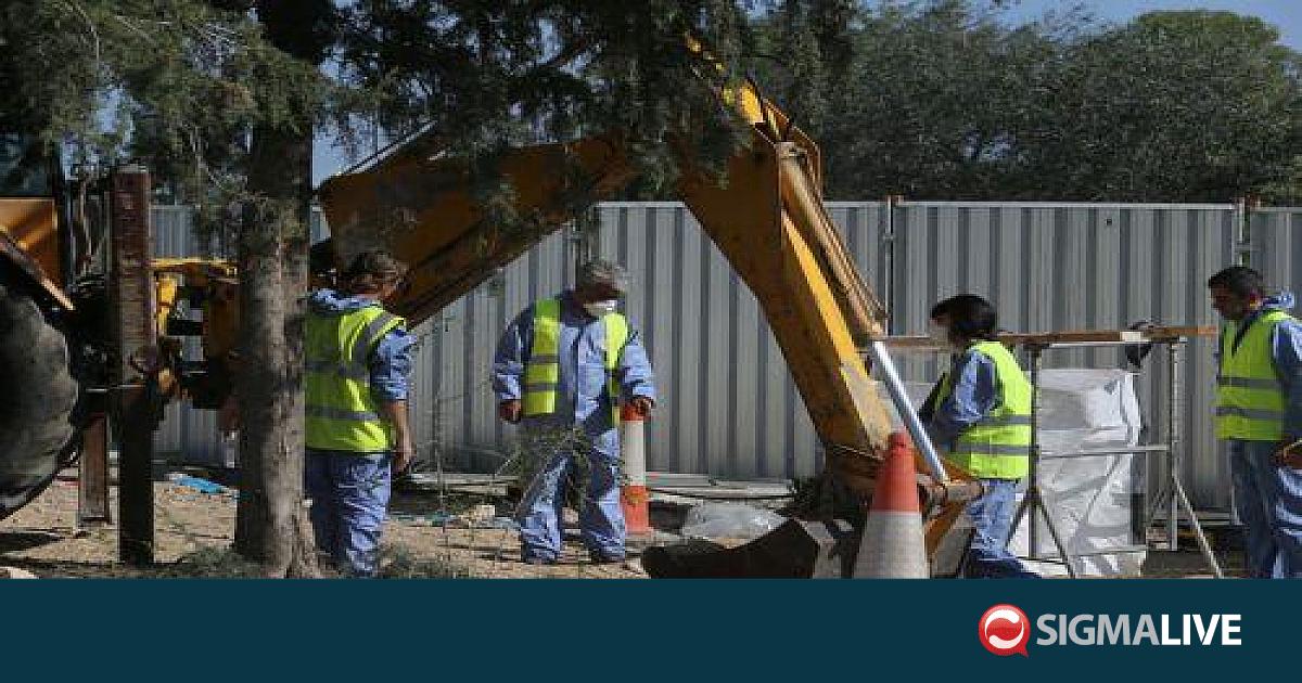 &Nu;&omicron;&sigma;&omicron;&kappa;&omicron;&mu;&epsilon;ί&omicron; &Alpha;&theta;&alpha;&lambda;ά&sigma;&sigma;&alpha;&sigmaf;: &Eta; &xi;&epsilon;&chi;&alpha;&sigma;&mu;έ&nu;&eta; &tau;&rho;&alpha;&gamma;&omega;&delta;ί&alpha; &tau;&omega;&nu; 33 &theta;&upsilon;&mu;ά&tau;&omega;&nu; &alpha;&pi;ό &beta;&omicron;&mu;&beta;&alpha;&rho;&delta;&iota;&sigma;&mu;ό 1974