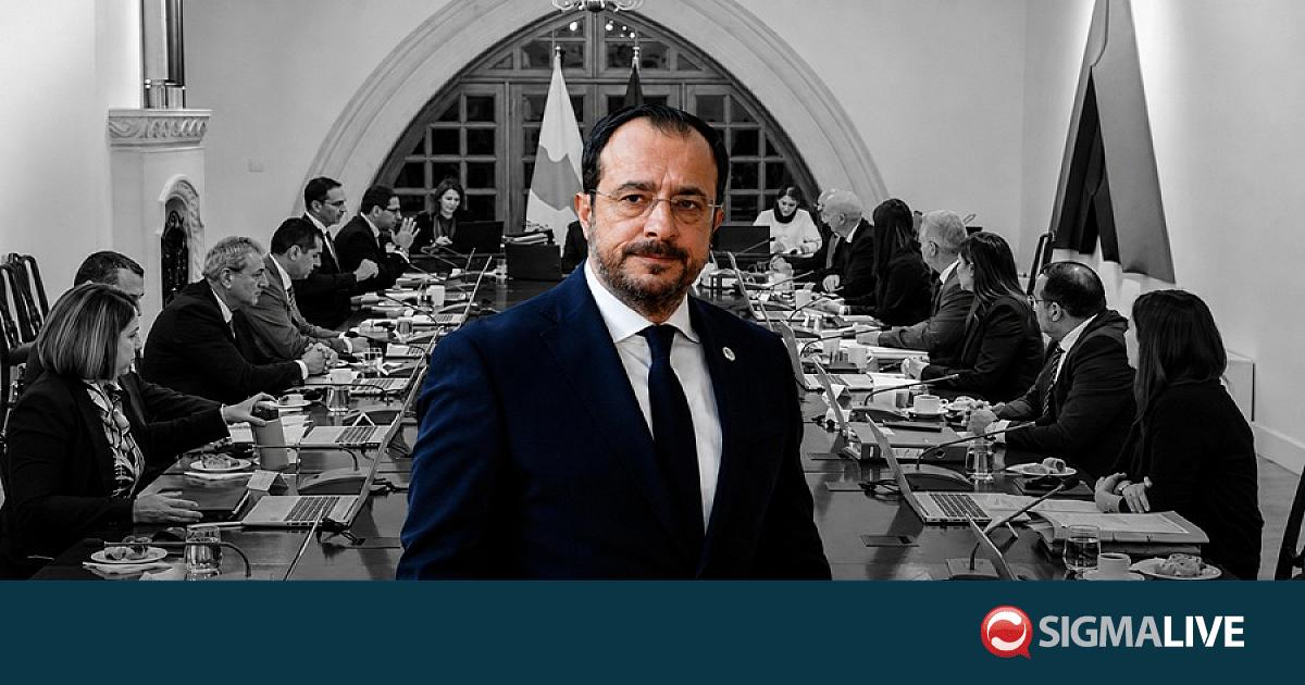 &Pi;&omicron;&lambda;&iota;&tau;&iota;&kappa;ό &theta;&rho;ί&lambda;&epsilon;&rho; &mu;&epsilon; &tau;&omicron;&nu; &alpha;&nu;&alpha;&sigma;&chi;&eta;&mu;&alpha;&tau;&iota;&sigma;&mu;ό &ndash; &Tau;&rho;&iota;&gamma;&mu;&omicron;ί &sigma;&epsilon; &Delta;&Eta;&Sigma;&Upsilon; &kappa;&alpha;&iota; &Delta;&Eta;&Kappa;&Omicron;