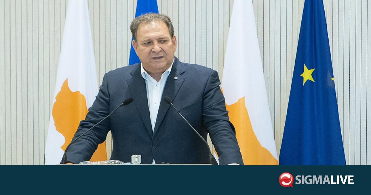 &Beta;ί&kappa;&tau;&omega;&rho;&alpha;&sigmaf;: &Omicron; &alpha;&nu;&alpha;&sigma;&chi;&eta;&mu;&alpha;&tau;&iota;&sigma;&mu;ό&sigmaf; &delta;&iota;&alpha;&tau;&eta;&rho;&epsilon;ί &tau;&omicron;&nu; &kappa;&epsilon;&nu;&tau;&rho;&omicron;&delta;&epsilon;&xi;&iota;ό &chi;&alpha;&rho;&alpha;&kappa;&tau;ή&rho;&alpha; &tau;&eta;&sigmaf; &kappa;&upsilon;&beta;έ&rho;&nu;&eta;&sigma;&eta;&sigmaf;