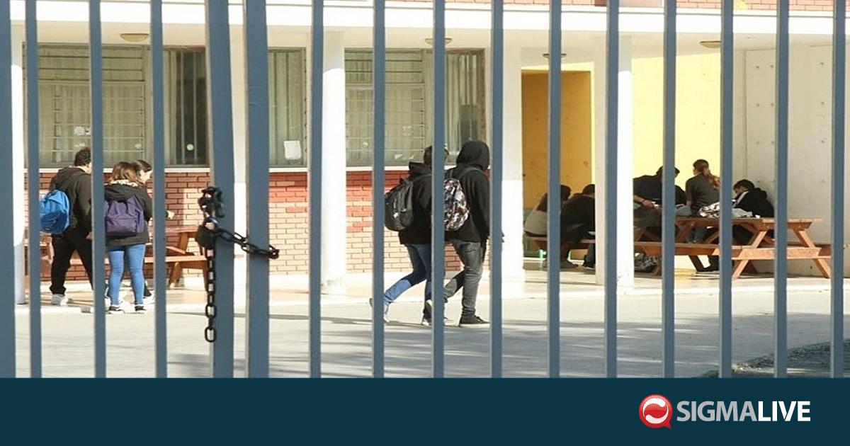 &Pi;&rho;ώ&tau;&omicron; &kappa;&omicron;&upsilon;&delta;&omicron;ύ&nu;&iota; &mu;&epsilon; &alpha;&pi;&alpha;&gamma;&omicron;&rho;&epsilon;ύ&sigma;&epsilon;&iota;&sigmaf;: &Epsilon;&kappa;&tau;ό&sigmaf; &sigma;&chi;&omicron;&lambda;&epsilon;ί&omega;&nu; &epsilon;&mu;&beta;&lambda;ή&mu;&alpha;&tau;&alpha; &kappa;&omicron;&mu;&mu;ά&tau;&omega;&nu; &kappa;&alpha;&iota; &omicron;&mu;ά&delta;&omega;&nu;