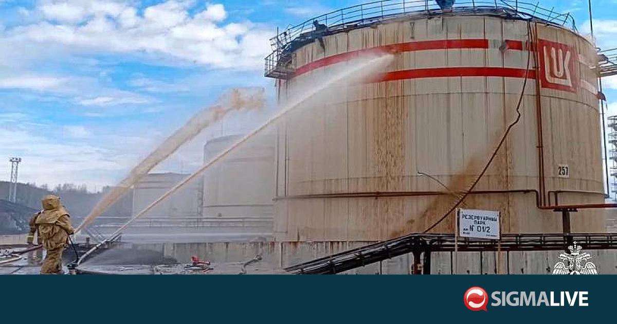 &Rho;&omega;&sigma;ί&alpha;: &Sigma;&tau;&iota;&sigmaf; &phi;&lambda;ό&gamma;&epsilon;&sigmaf; &delta;&iota;&upsilon;&lambda;&iota;&sigma;&tau;ή&rho;&iota;&omicron; &pi;&epsilon;&tau;&rho;&epsilon;&lambda;&alpha;ί&omicron;&upsilon; έ&pi;&epsilon;&iota;&tau;&alpha; &alpha;&pi;ό &omicron;&upsilon;&kappa;&rho;&alpha;&nu;&iota;&kappa;ή &epsilon;&pi;ί&theta;&epsilon;&sigma;&eta;
