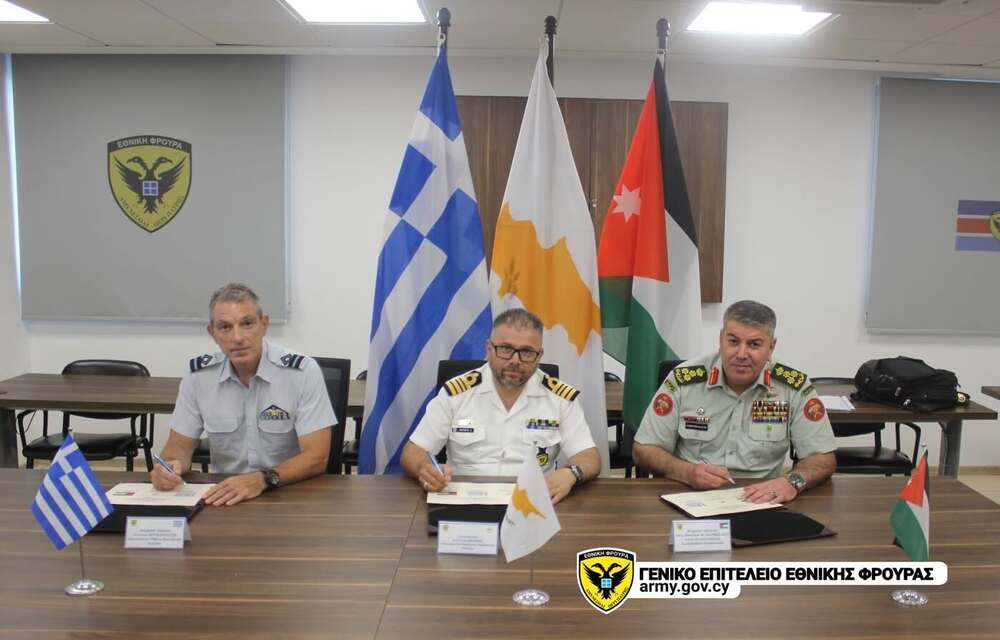 &Gamma;&Epsilon;&Epsilon;&Phi;: &Upsilon;&pi;&epsilon;&gamma;&rho;ά&phi;&eta; &tau;&omicron; &Kappa;&omicron;&iota;&nu;ό &Sigma;&chi;έ&delta;&iota;&omicron; &Delta;&rho;ά&sigma;&eta;&sigmaf; &Kappa;ύ&pi;&rho;&omicron;&upsilon;-&Epsilon;&lambda;&lambda;ά&delta;&alpha;&sigmaf;-&Iota;&omicron;&rho;&delta;&alpha;&nu;ί&alpha;&sigmaf;
