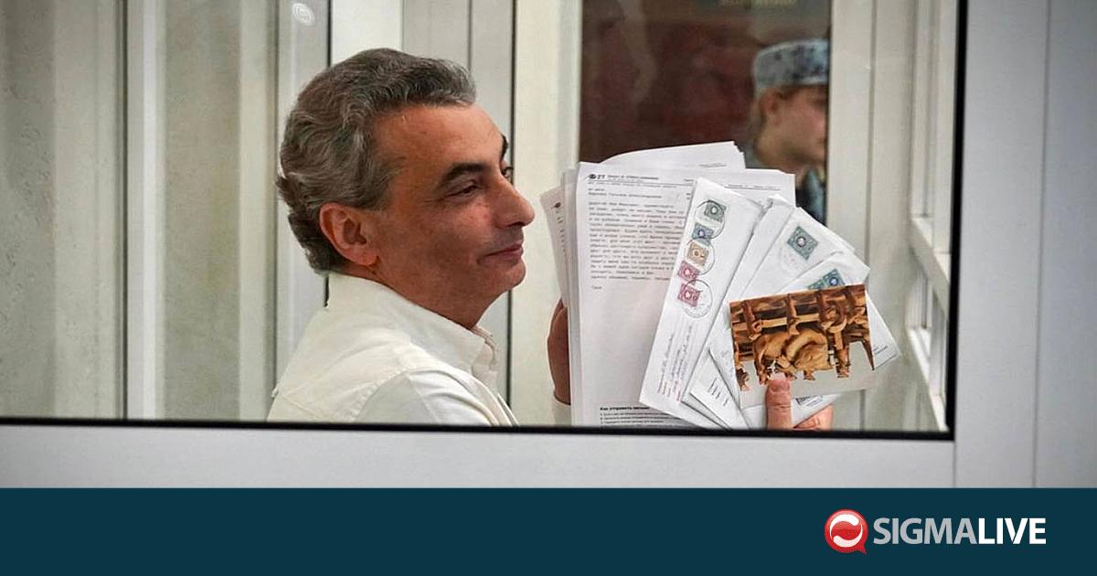 &Rho;&omega;&sigma;ί&alpha;: &Phi;&upsilon;&lambda;ά&kappa;&iota;&sigma;&eta; 11 &epsilon;&tau;ώ&nu; &sigma;&epsilon; &alpha;&nu;&tau;&iota;&pi;&rho;ό&epsilon;&delta;&rho;&omicron; &kappa;ό&mu;&mu;&alpha;&tau;&omicron;&sigmaf; &gamma;&iota;&alpha; &laquo;&alpha;&nu;&tau;&iota;&pi;&omicron;&lambda;&epsilon;&mu;&iota;&kappa;έ&sigmaf;&raquo; &delta;&eta;&lambda;ώ&sigma;&epsilon;&iota;&sigmaf;