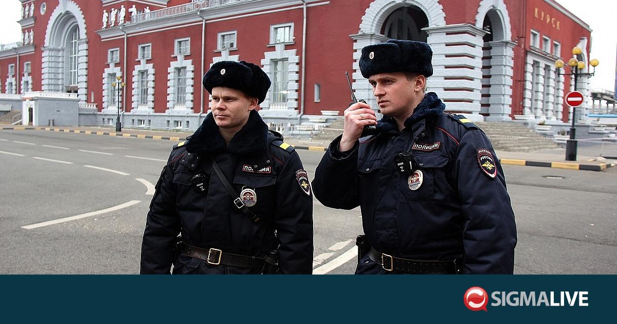 &Rho;&omega;&sigma;ί&alpha;: &Sigma;&tau;&omicron; &sigma;&tau;ό&chi;&alpha;&sigma;&tau;&rho;&omicron; &tau;&eta;&sigmaf; &Mu;ό&sigma;&chi;&alpha;&sigmaf; &tau;&omicron; &kappa;ό&mu;&mu;&alpha; &Gamma;&iota;ά&mu;&pi;&lambda;&alpha;&kappa;&omicron;
