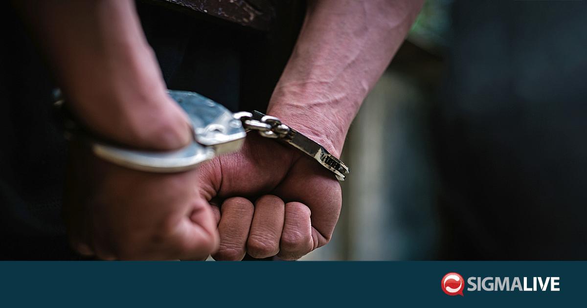 &Sigma;&alpha;&rho;&omega;&tau;&iota;&kappa;&omicron;ί έ&lambda;&epsilon;&gamma;&chi;&omicron;&iota; &Alpha;&sigma;&tau;&upsilon;&nu;&omicron;&mu;ί&alpha;&sigmaf;: &Chi;&epsilon;&iota;&rho;&omicron;&pi;έ&delta;&epsilon;&sigmaf; &sigma;&epsilon; 4 ά&tau;&omicron;&mu;&alpha; &gamma;&iota;&alpha; &sigma;&omega;&rho;&epsilon;ί&alpha; &alpha;&delta;&iota;&kappa;&eta;&mu;ά&tau;&omega;&nu;
