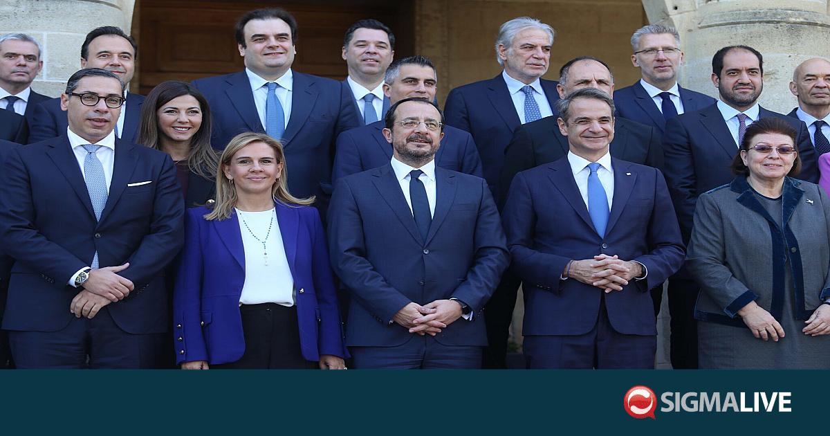 &Pi;&rho;&omicron;&epsilon;&delta;&rho;ί&alpha;: &Sigma;&tau;&alpha;&theta;&epsilon;&rho;ό&sigmaf; &mu;&eta;&chi;&alpha;&nu;&iota;&sigma;&mu;ό&sigmaf; &sigma;&upsilon;&nu;&tau;&omicron;&nu;&iota;&sigma;&mu;&omicron;ύ &eta; &sigma;&upsilon;&nu;&epsilon;&rho;&gamma;&alpha;&sigma;ί&alpha; &Kappa;ύ&pi;&rho;&omicron;&upsilon;&ndash;&Epsilon;&lambda;&lambda;ά&delta;&alpha;&sigmaf;
