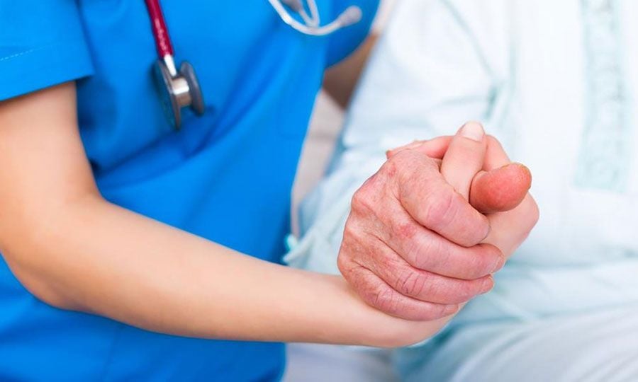 &Sigma;&upsilon;&nu;ή&gamma;&omicron;&rho;&omicron;&sigmaf; &Alpha;&sigma;&theta;&epsilon;&nu;&omicron;ύ&sigmaf;: &laquo;&Alpha;&pi;&alpha;&rho;ά&delta;&epsilon;&kappa;&tau;&eta;&raquo; &eta; &delta;&eta;&mu;ό&sigma;&iota;&alpha; &alpha;&nu;&tau;&iota;&pi;&alpha;&rho;ά&theta;&epsilon;&sigma;&eta; &nu;&omicron;&sigma;&eta;&lambda;&epsilon;&upsilon;&tau;&eta;&rho;ί&omega;&nu;