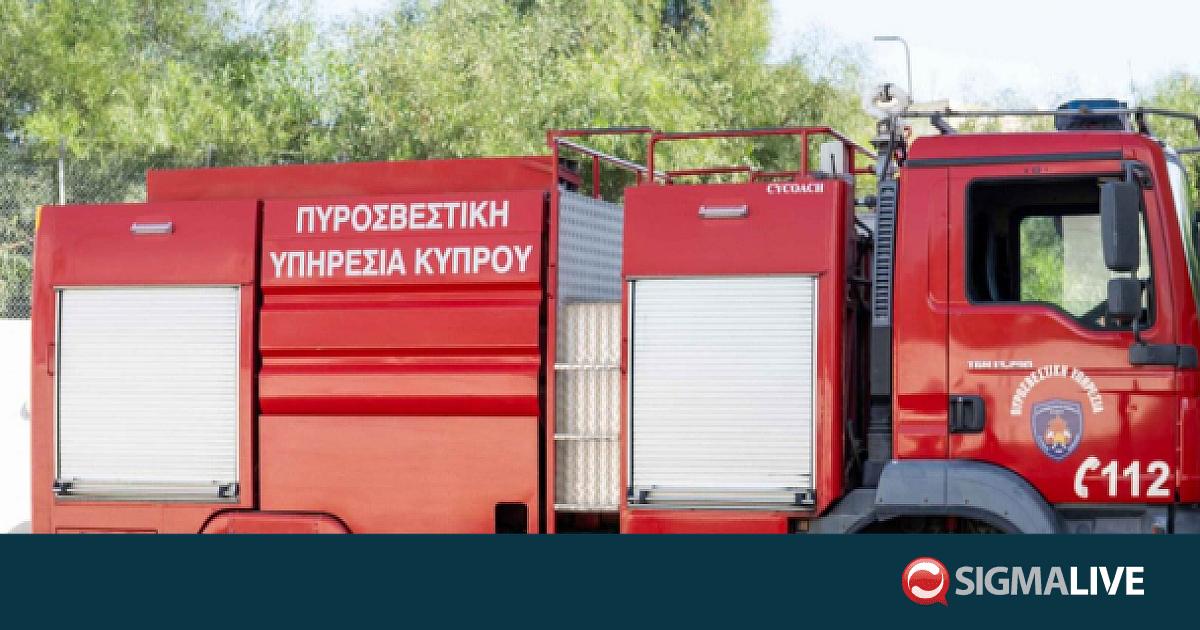 &Sigma;&tau;&iota;&sigmaf; &phi;&lambda;ό&gamma;&epsilon;&sigmaf; &upsilon;&pi;&nu;&omicron;&delta;&omega;&mu;ά&tau;&iota;&omicron; &sigma;&tau;&eta; &Delta;&epsilon;&rho;ύ&nu;&epsilon;&iota;&alpha;-&Phi;&omega;&tau;&iota;ά &alpha;&pi;ό &kappa;&iota;&nu;&eta;&tau;ό &pi;&omicron;&upsilon; &beta;&rho;&iota;&sigma;&kappa;ό&tau;&alpha;&nu; &sigma;&epsilon; &phi;ό&rho;&tau;&iota;&sigma;&eta;