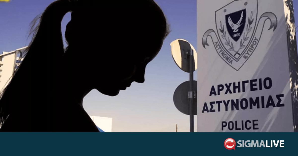 &Eta; &laquo;&Sigma;ά&nu;&tau;&eta;&raquo; &sigma;&pi;ά&epsilon;&iota; &tau;&eta; &sigma;&iota;&omega;&pi;ή &tau;&eta;&sigmaf;: &laquo;&Mu;&pi;ή&kappa;&alpha; &sigma;&epsilon; έ&nu;&alpha;&nu; &rho;ό&lambda;&omicron;&raquo;