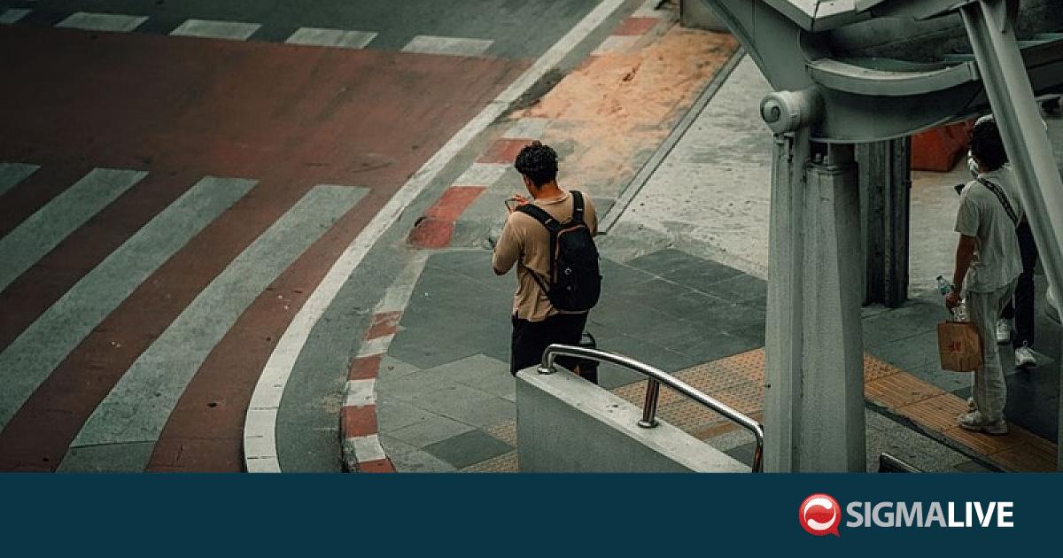 &Iota;&tau;&alpha;&lambda;ί&alpha;: &Pi;&rho;ό&sigma;&tau;&iota;&mu;&omicron; &sigma;&tau;&omicron;&upsilon;&sigmaf; &pi;&epsilon;&zeta;&omicron;ύ&sigmaf; &pi;&omicron;&upsilon; &delta;&iota;&alpha;&sigma;&chi;ί&zeta;&omicron;&upsilon;&nu; &tau;&omicron;&nu; &delta;&rho;ό&mu;&omicron; &kappa;&alpha;&iota; &kappa;&omicron;&iota;&tau;&omicron;ύ&nu; &tau;&omicron; &kappa;&iota;&nu;&eta;&tau;ό