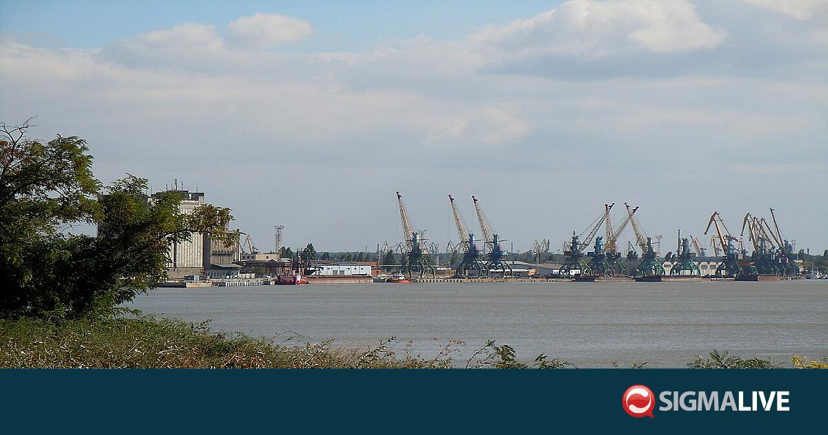 &Rho;&omega;&sigma;ί&alpha;: &laquo;&Chi;&tau;&upsilon;&pi;ή&sigma;&alpha;&mu;&epsilon;&raquo; &phi;&omicron;&rho;&tau;&eta;&gamma;ό &pi;&lambda;&omicron;ί&omicron; &kappa;&alpha;&iota; &upsilon;&pi;&omicron;&delta;&omicron;&mu;έ&sigmaf; &sigma;&epsilon; &omicron;&upsilon;&kappa;&rho;&alpha;&nu;&iota;&kappa;ό &lambda;&iota;&mu;ά&nu;&iota;