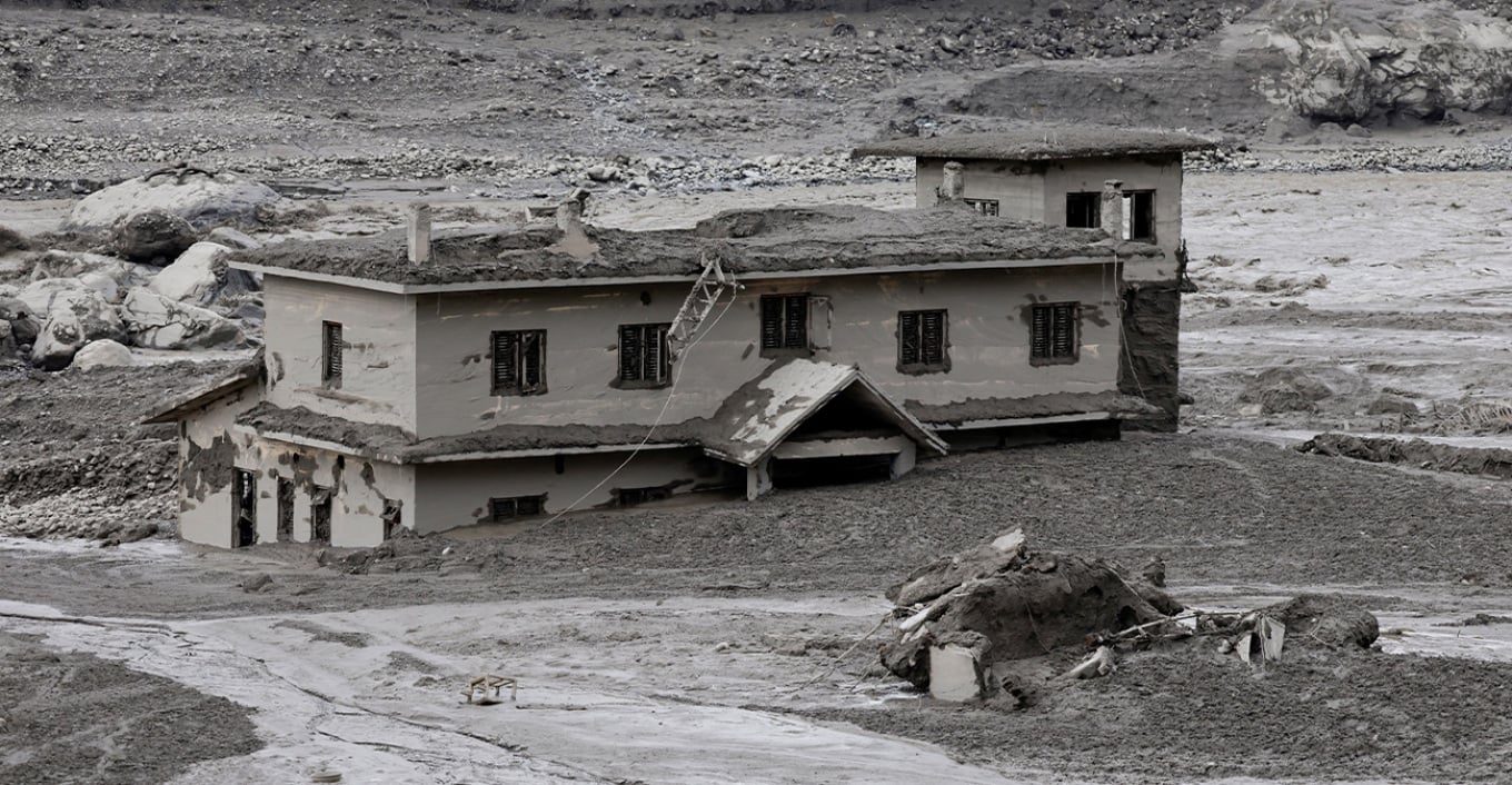 &Beta;&iota;&beta;&lambda;&iota;&kappa;ή &kappa;&alpha;&tau;&alpha;&sigma;&tau;&rho;&omicron;&phi;ή &sigma;&tau;&omicron; &Nu;&epsilon;&pi;ά&lambda; - 468 &tau;&omicron;&upsilon;&rho;ί&sigma;&tau;&epsilon;&sigmaf; &alpha;&gamma;&nu;&omicron;&omicron;ύ&mu;&epsilon;&nu;&omicron;&iota; &mu;&epsilon;&tau;ά &tau;&eta;&nu; &pi;&lambda;&eta;&mu;&mu;ύ&rho;&alpha;
