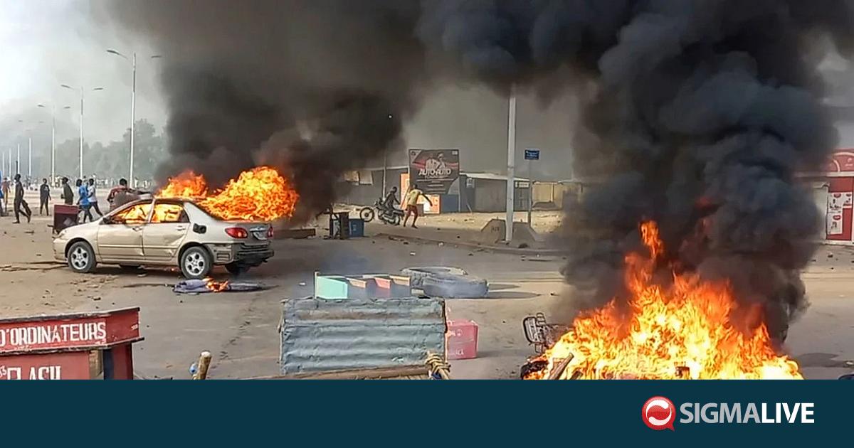 &Tau;&sigma;&alpha;&nu;&tau;: 12 &nu;&epsilon;&kappa;&rho;&omicron;ί &alpha;&pi;ό &alpha;&epsilon;&rho;&omicron;&pi;&omicron;&rho;&iota;&kappa;ό &pi;&lambda;ή&gamma;&mu;&alpha; &kappa;&omicron;&nu;&tau;ά &sigma;&tau;&alpha; &sigma;ύ&nu;&omicron;&rho;&alpha; &mu;&epsilon; &Sigma;&omicron;&upsilon;&delta;ά&nu;