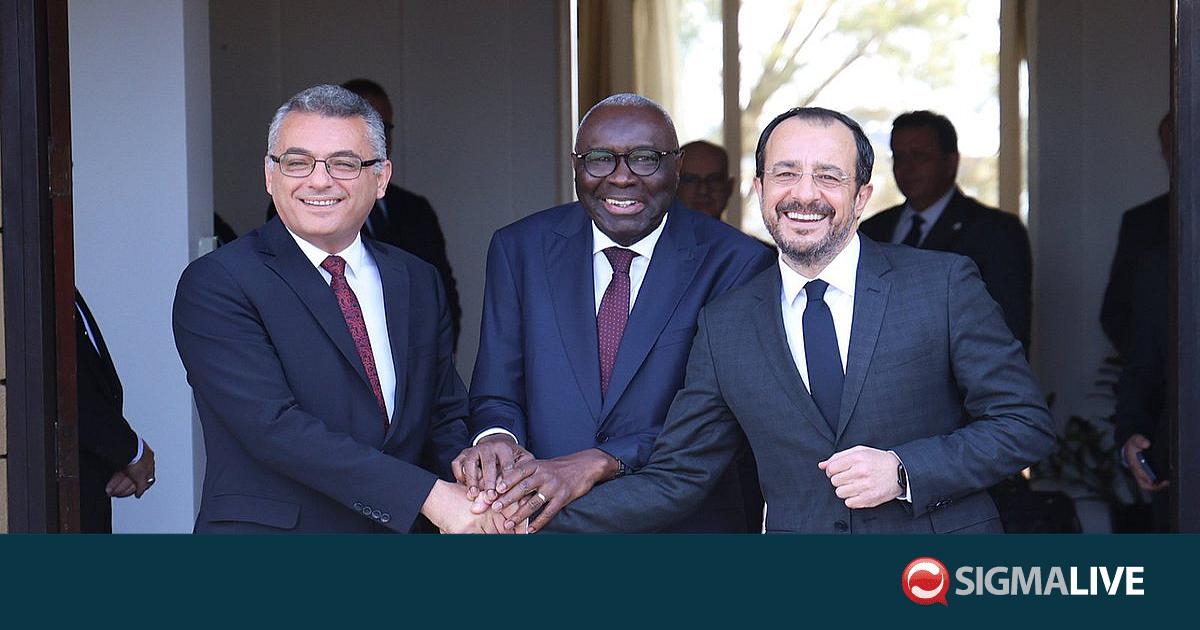 &Alpha;&nu;&alpha;&beta;&lambda;ή&theta;&eta;&kappa;&epsilon; &eta; &sigma;&upsilon;&nu;ά&nu;&tau;&eta;&sigma;&eta; &Pi;&tau;&Delta;-Έ&rho;&chi;&iota;&omicron;&upsilon;&rho;&mu;&alpha;&nu; &mu;&epsilon;&tau;ά &tau;&eta;&nu; &tau;&rho;&alpha;&gamma;&omega;&delta;ί&alpha; &sigma;&tau;&eta;&nu; &Kappa;&epsilon;&rho;ύ&nu;&epsilon;&iota;&alpha;