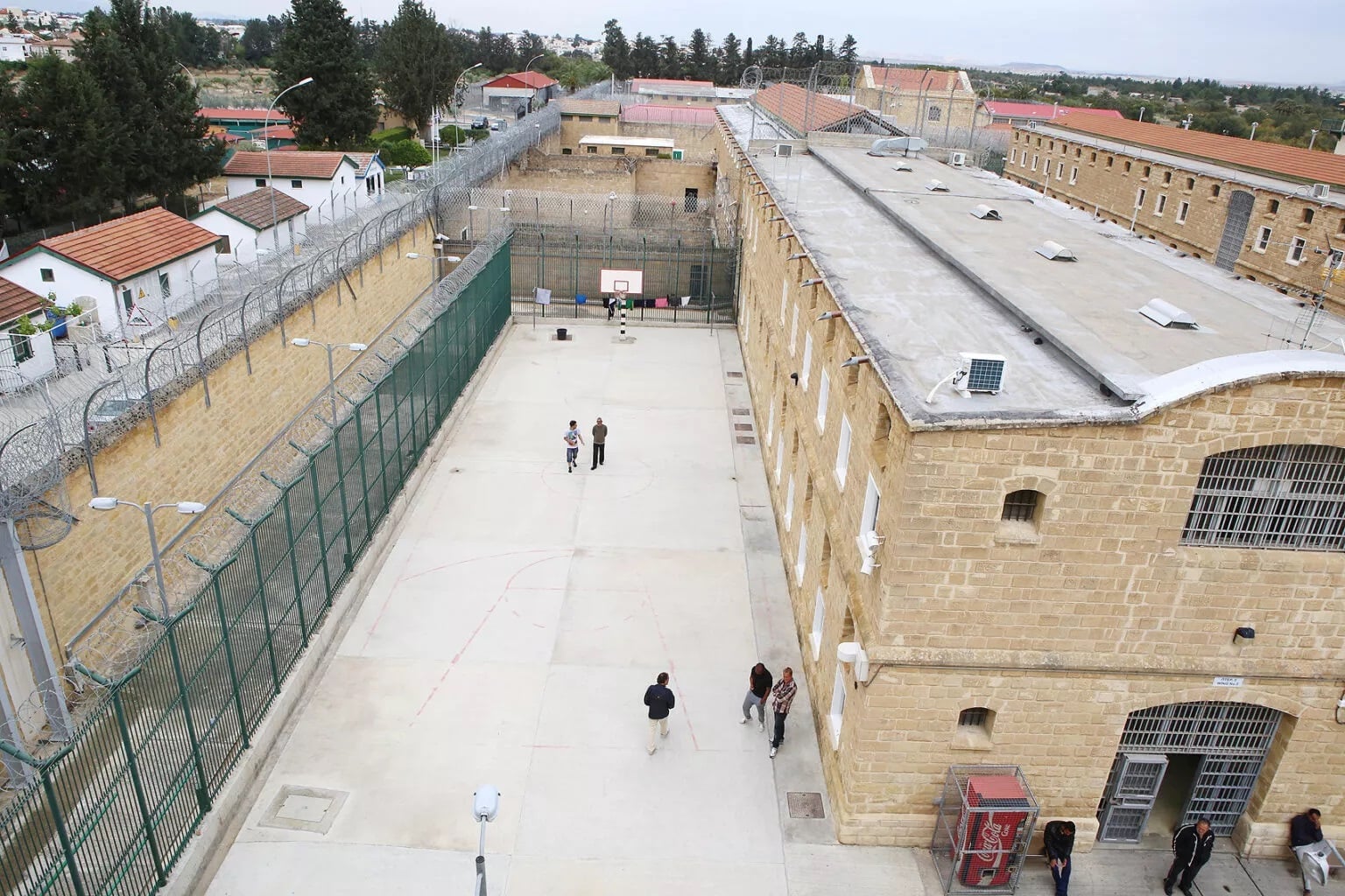 Υπ. Δικαιοσύνης: Eνδεικτικό το σχέδιο για φυλακές- «Δεν είναι το master ...