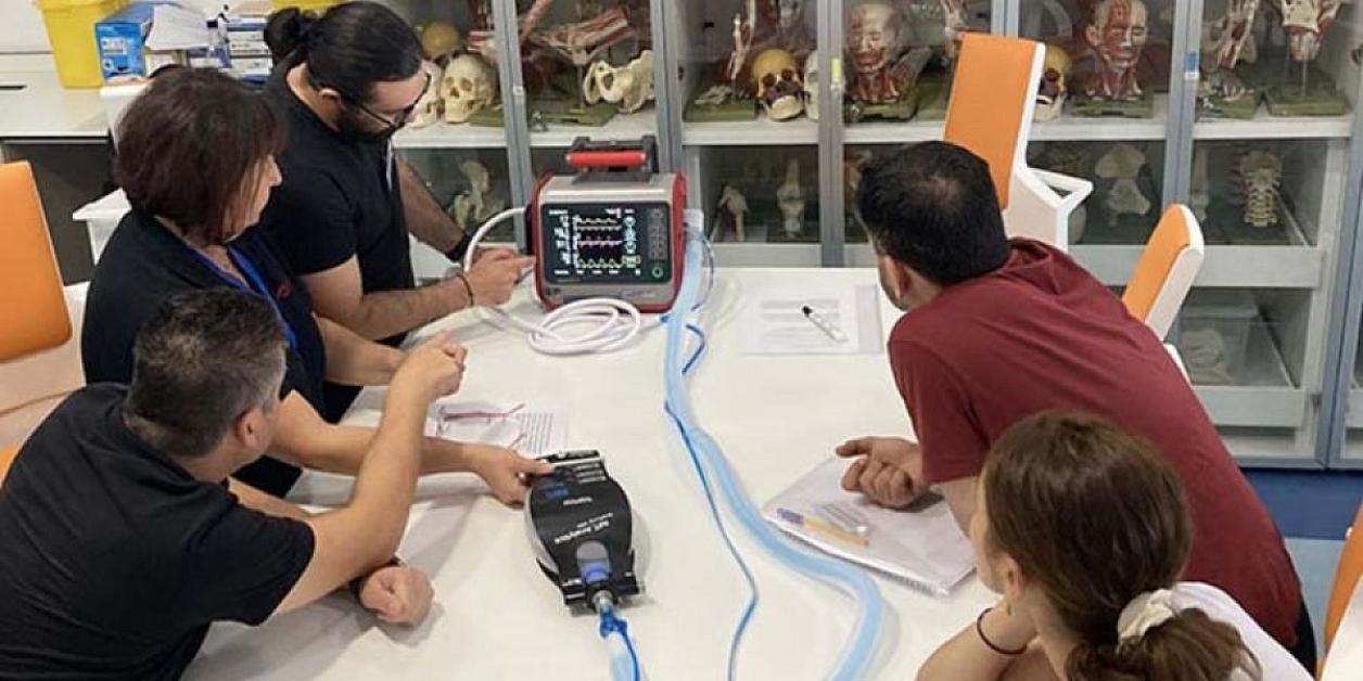 Ιατρική Σχολή Ευρωπαϊκού Πανεπιστημίου: Το 1ο Basic ICU Course - Sigmalive