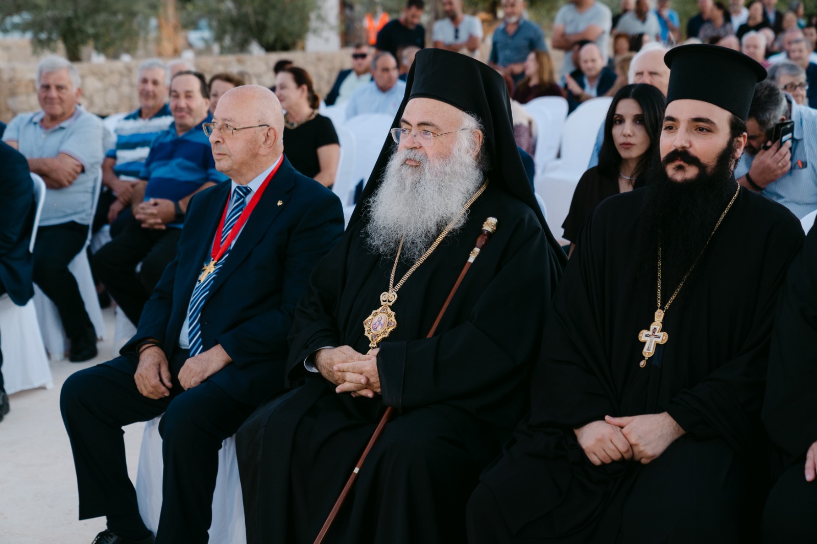Εγκαίνια της ανακαινισμένης πλατείας του Ιερού Ναού Αγίου Γεωργίου Πέγειας